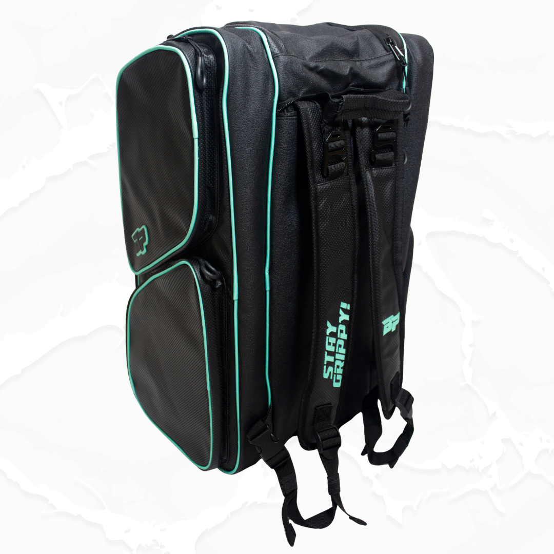V2 PROtour™ Duffle – pickleball bag close-up