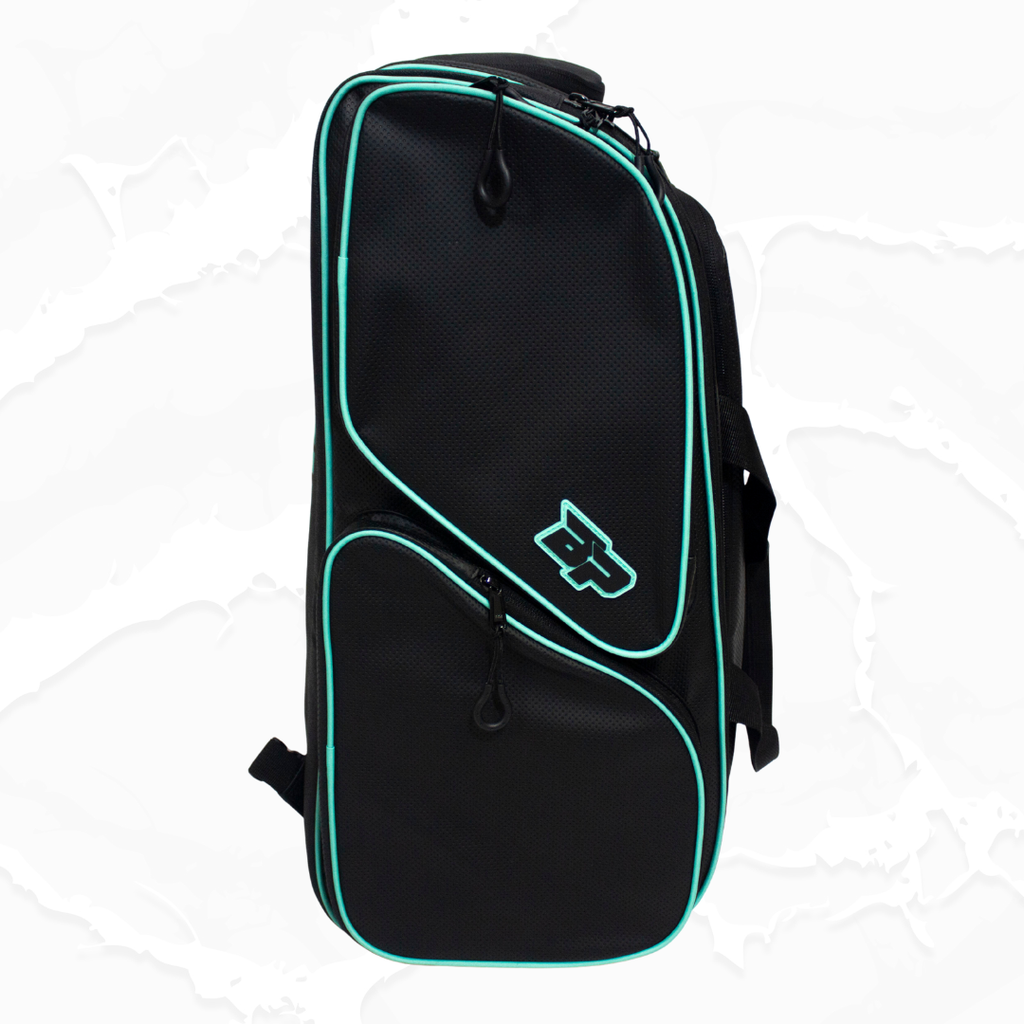 V2 PROtour™ Duffle – pickleball bag detail