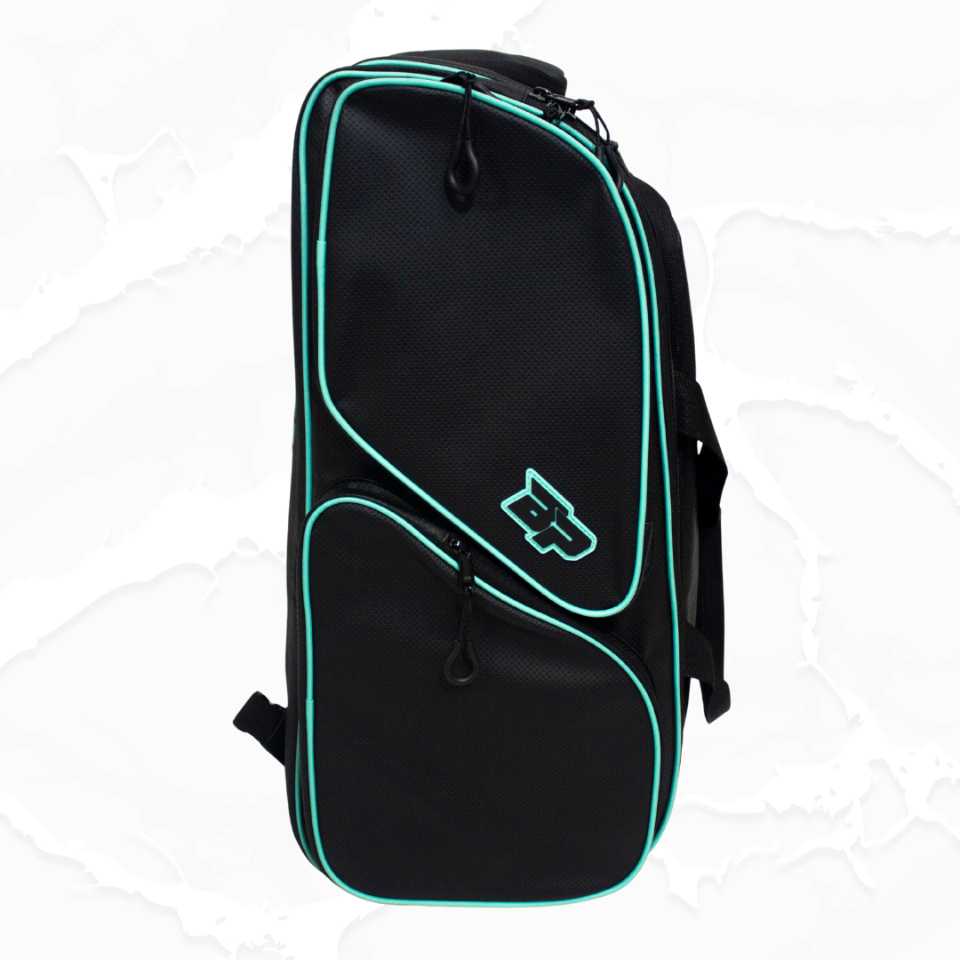 V2 PROtour™ Duffle – pickleball bag detail