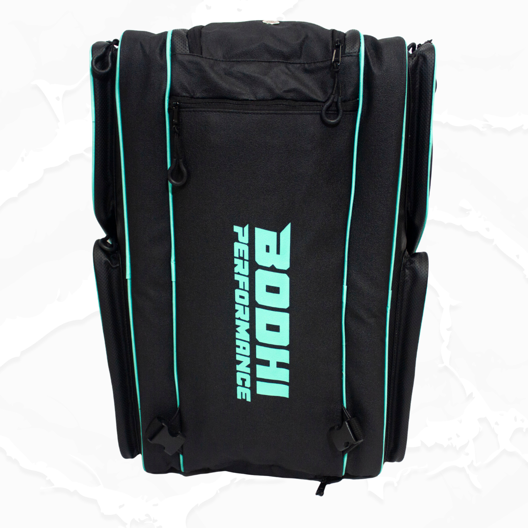 V2 PROtour™ Duffle – pickleball bag in use